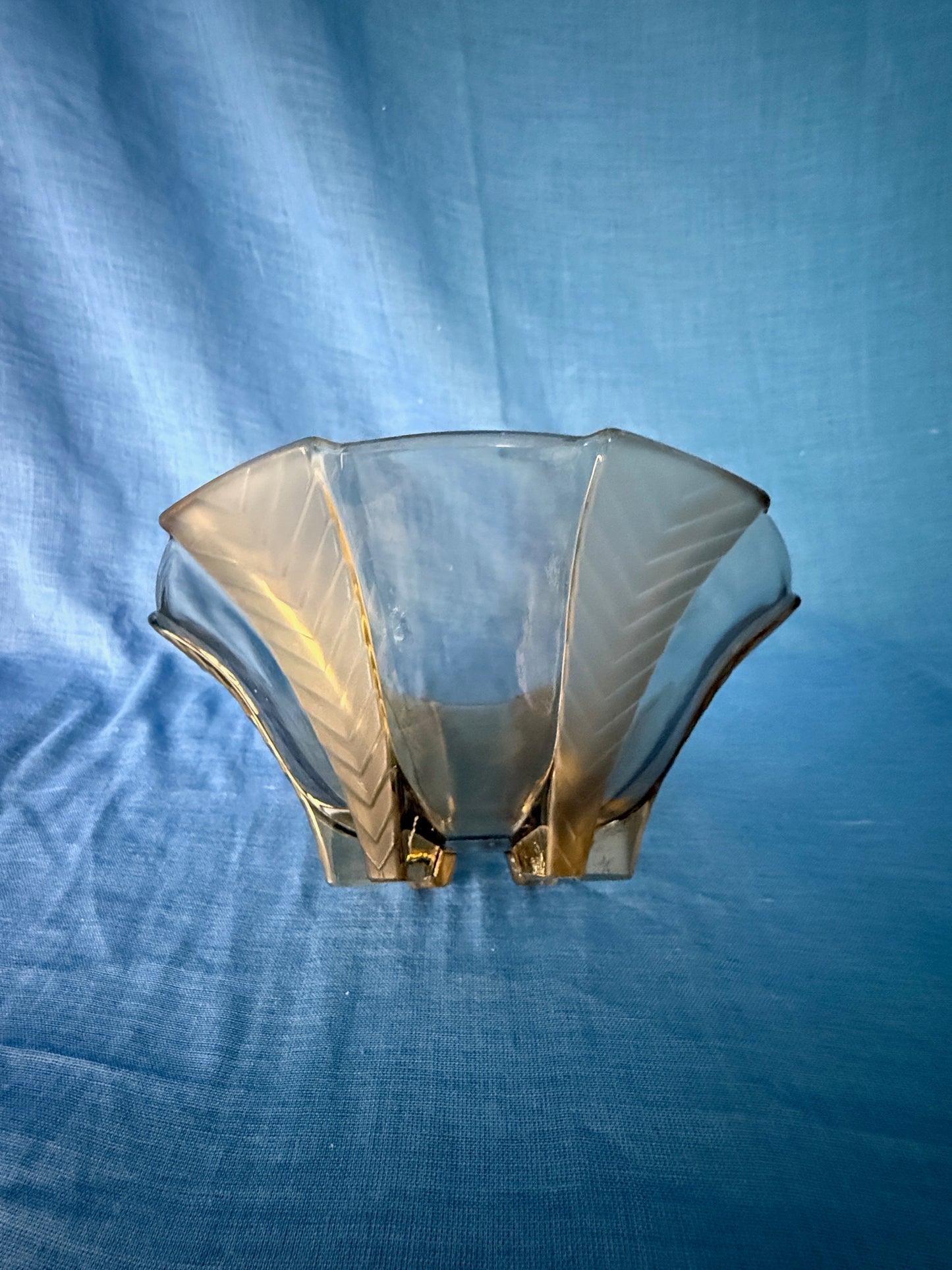 Glazen schaal gerookt glas Art Deco
