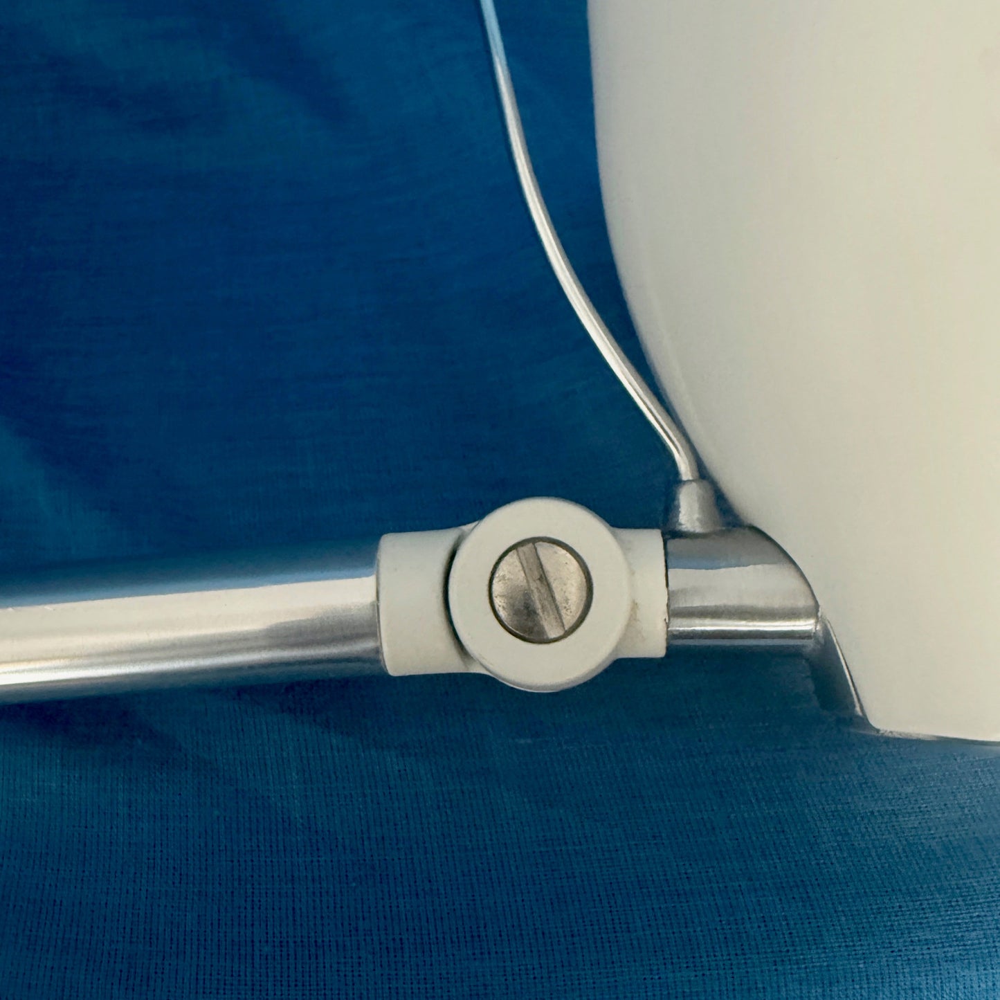 Ontwerp met mooie details van IKEA lamp.