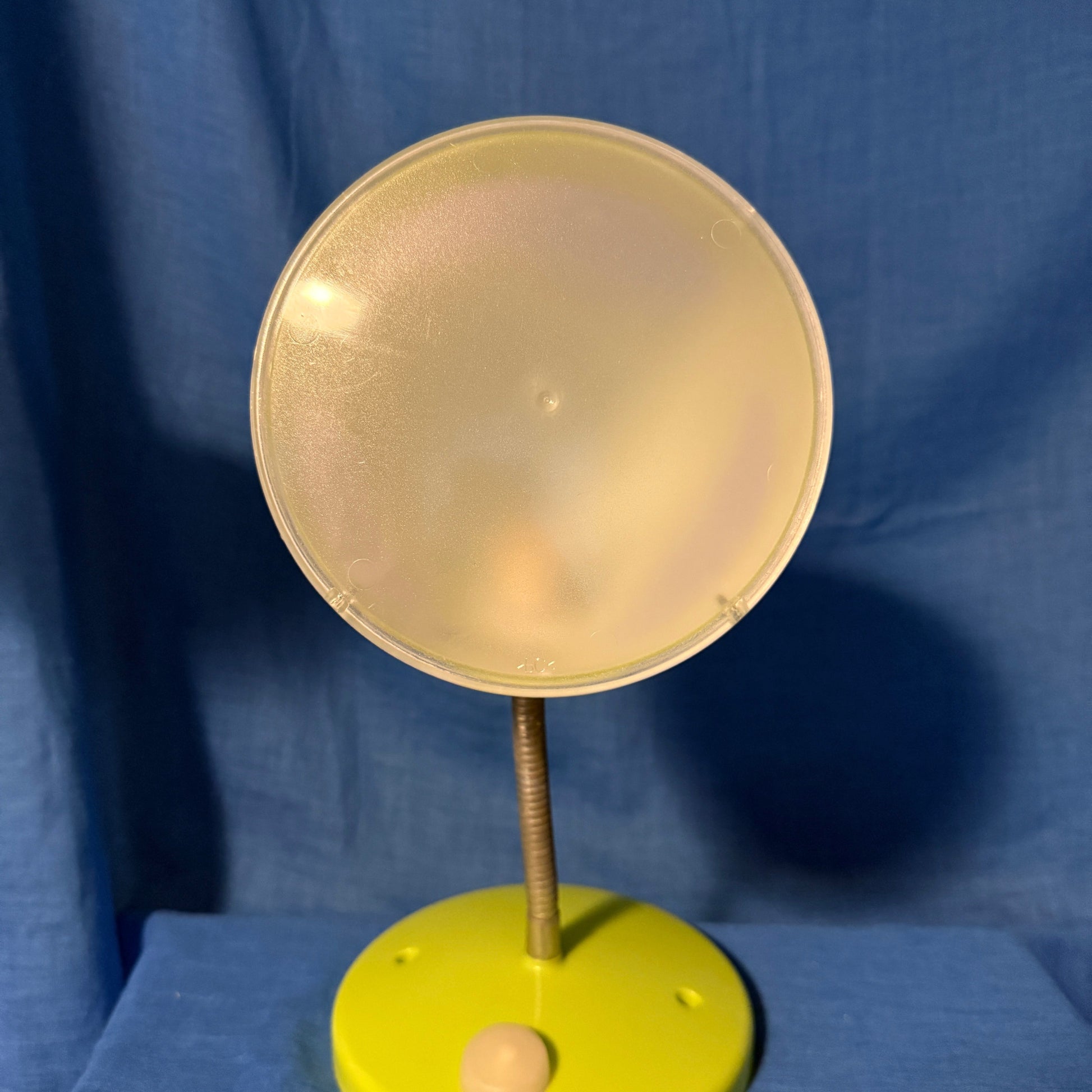 De Skojig wandlamp ook bekend als wolkenlamp